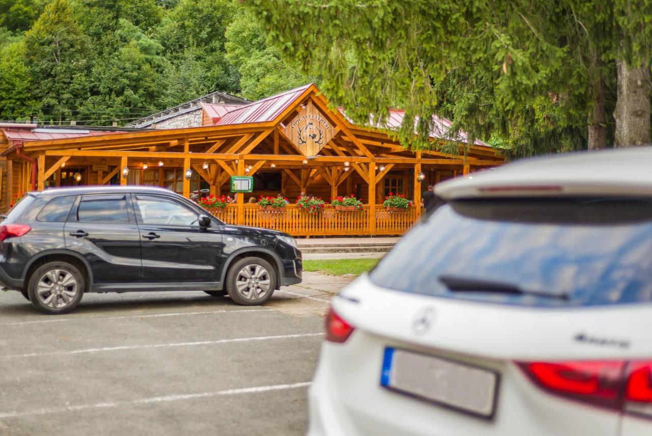 Lipicai Hotel Es Etterem Szilvásvárad エクステリア 写真