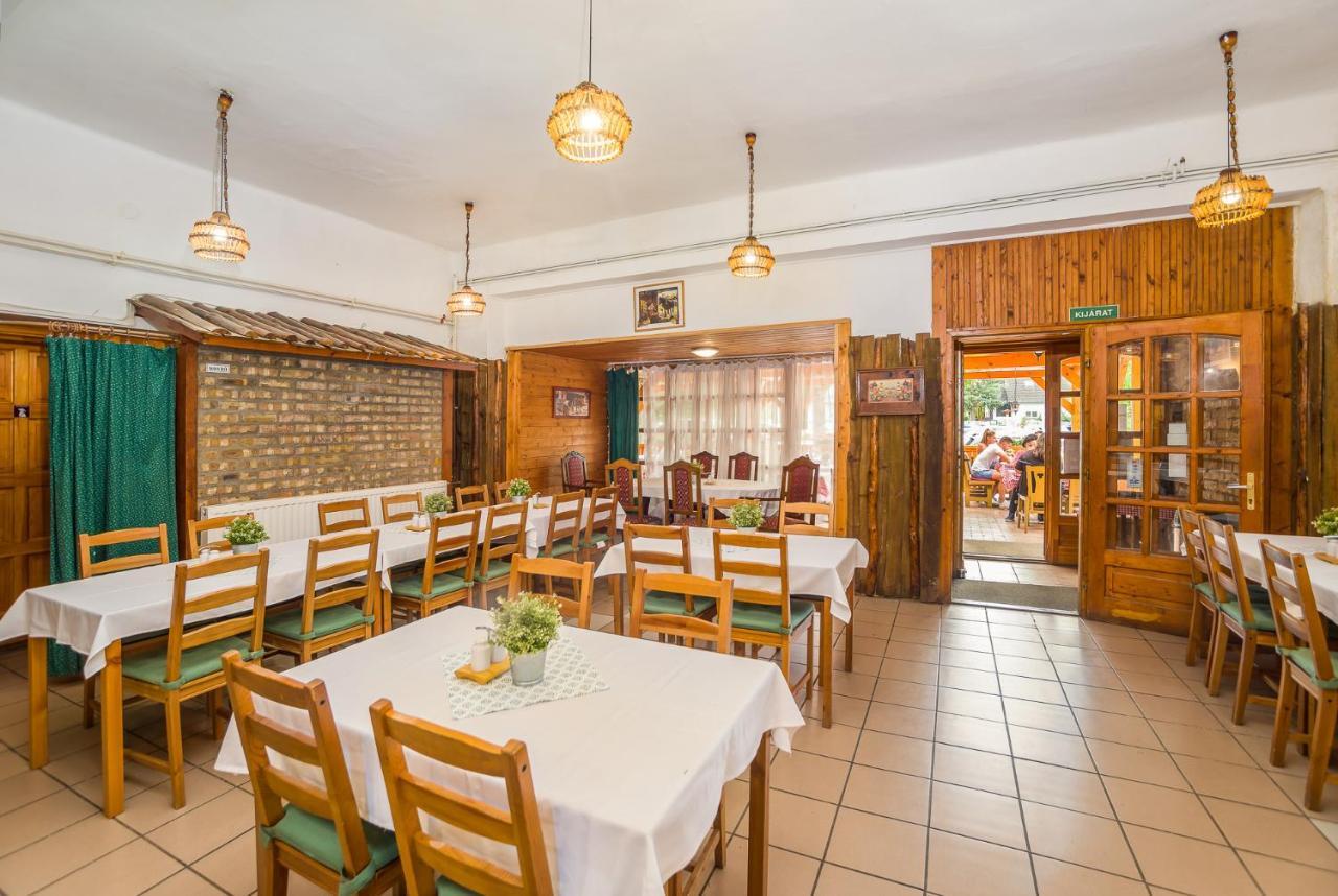 Lipicai Hotel Es Etterem Szilvásvárad エクステリア 写真
