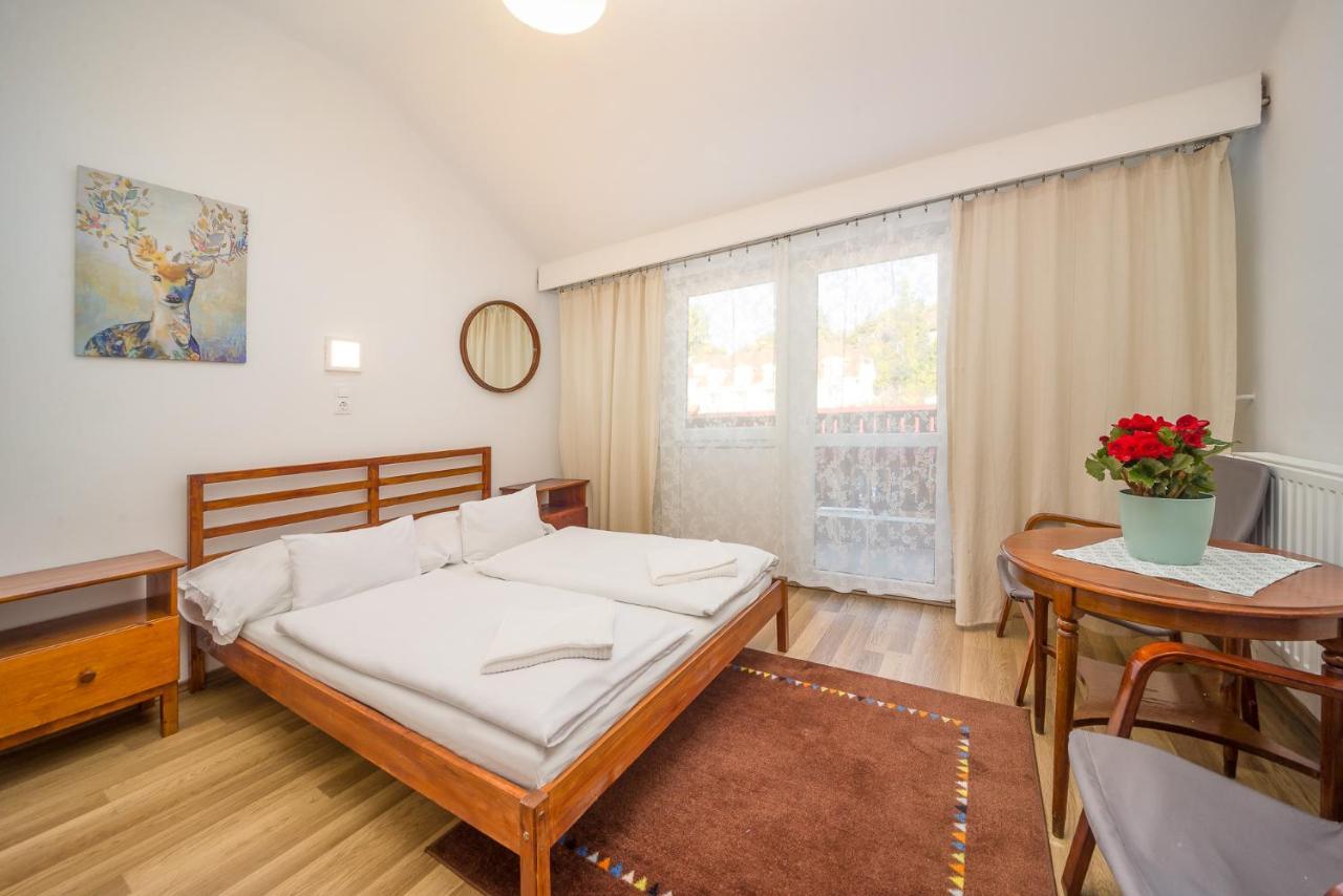 Lipicai Hotel Es Etterem Szilvásvárad エクステリア 写真