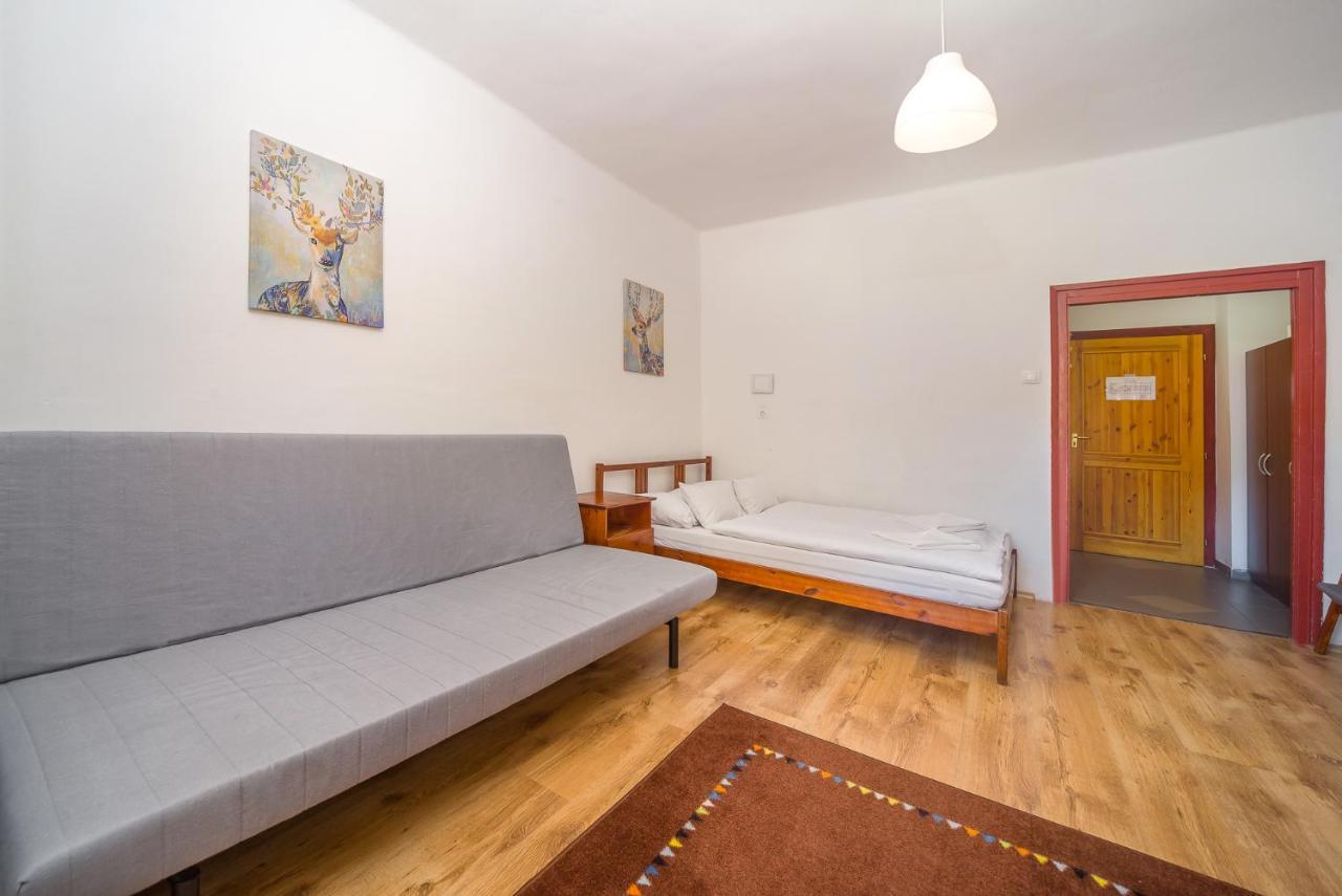 Lipicai Hotel Es Etterem Szilvásvárad エクステリア 写真